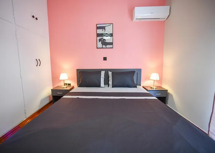 Modern Apartment By Athens\' Center